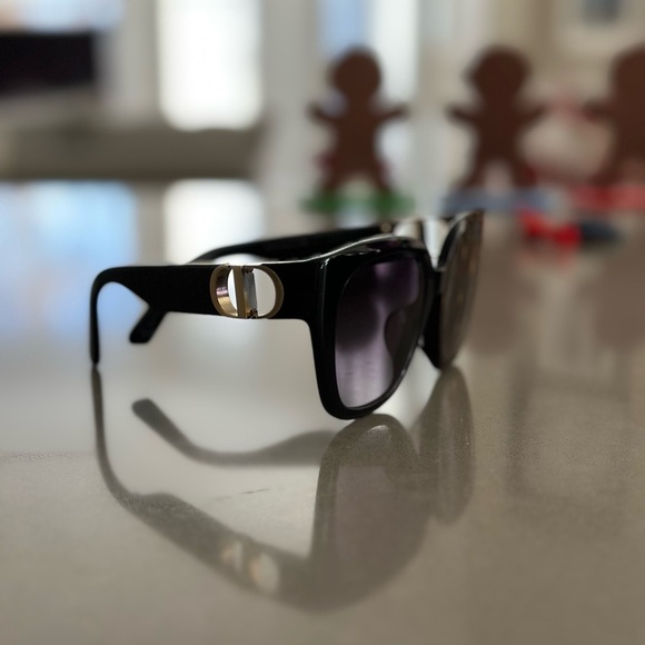 DIOR 30Montaigne Sunglasses BRAND NEW - Picture 5 of 8